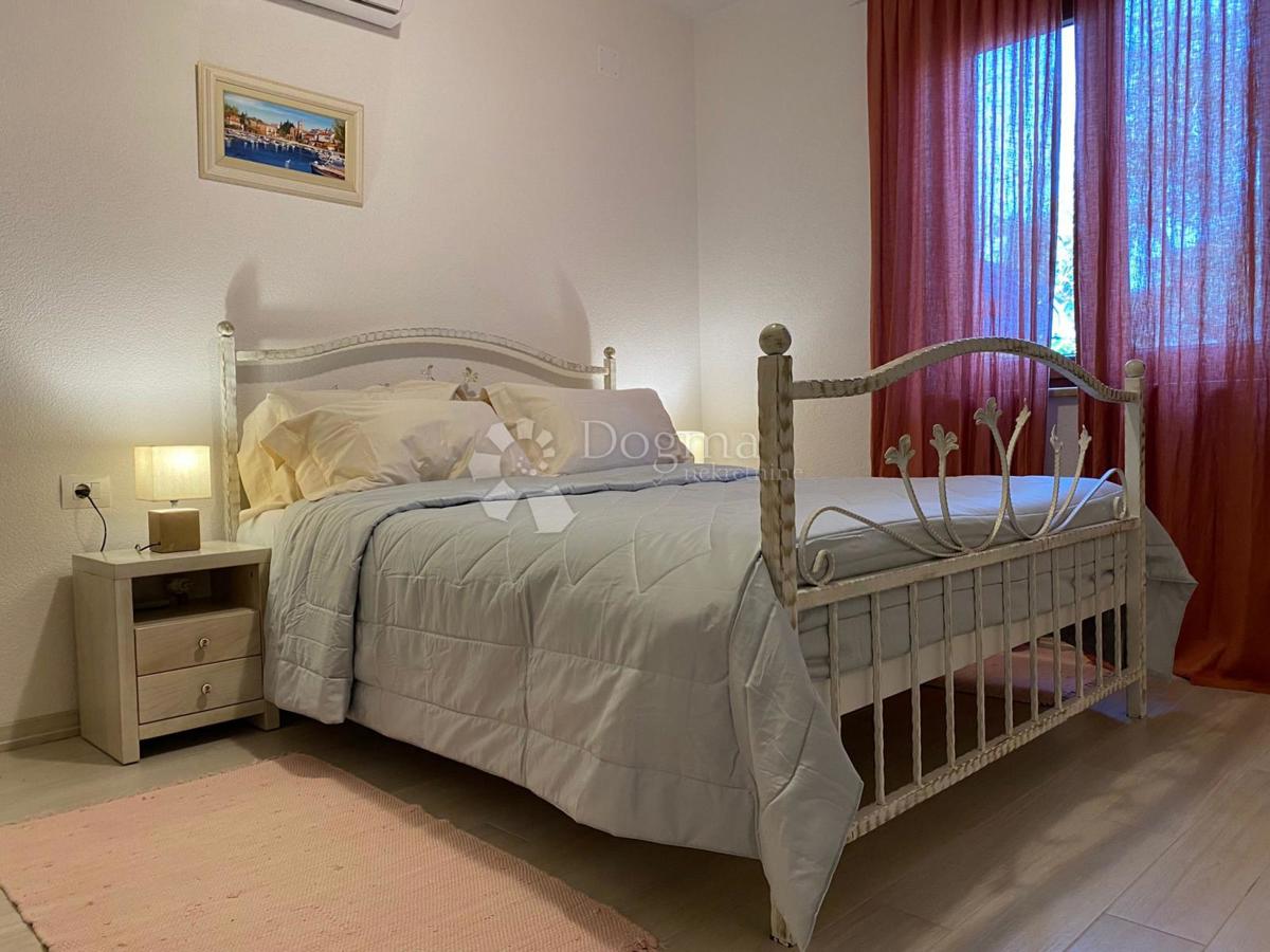 Hiša Karigador, Brtonigla, 190m2