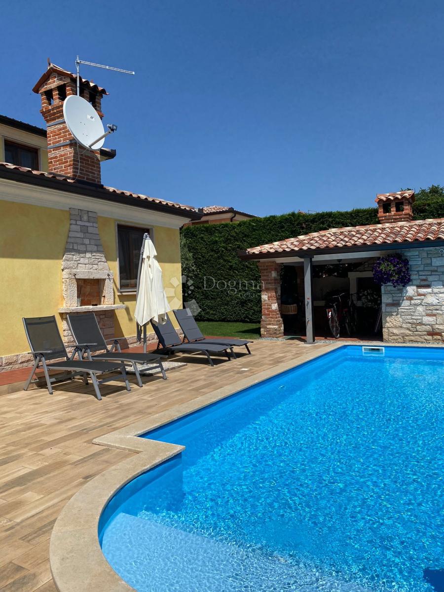 Hiša Karigador, Brtonigla, 190m2