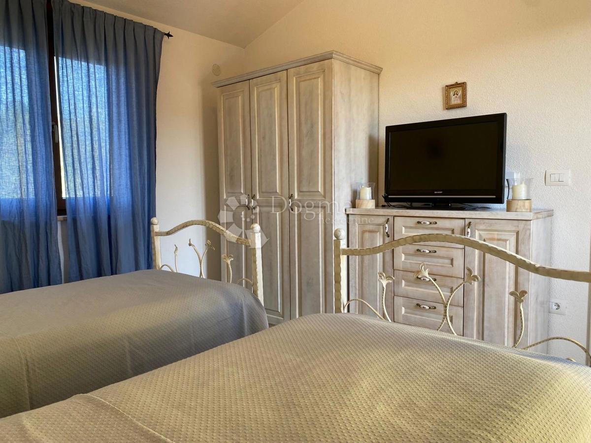 Hiša Karigador, Brtonigla, 190m2