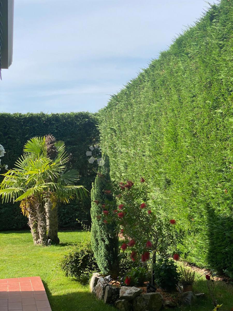 Hiša Karigador, Brtonigla, 190m2