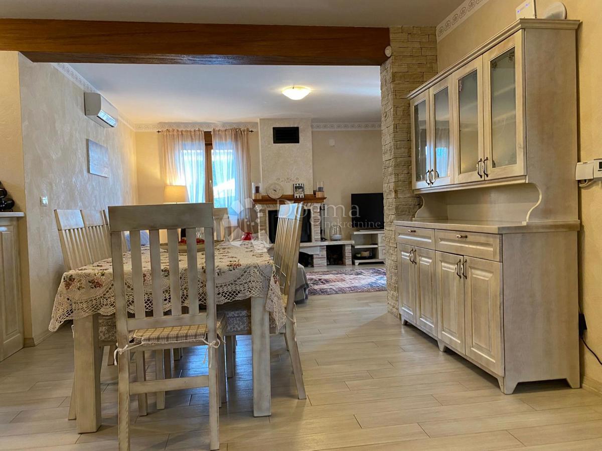 Hiša Karigador, Brtonigla, 190m2