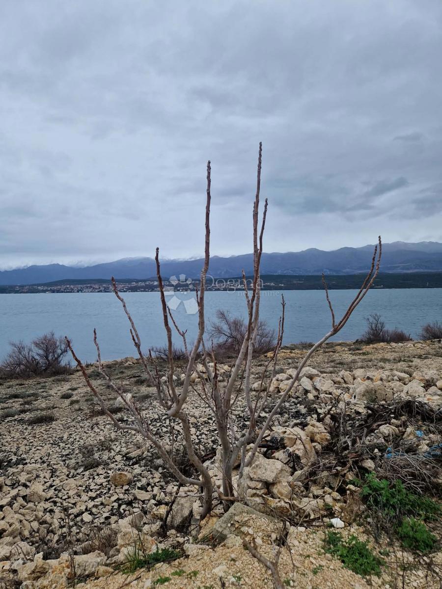 Zazidljivo zemljišče Novigrad, 2.376m2