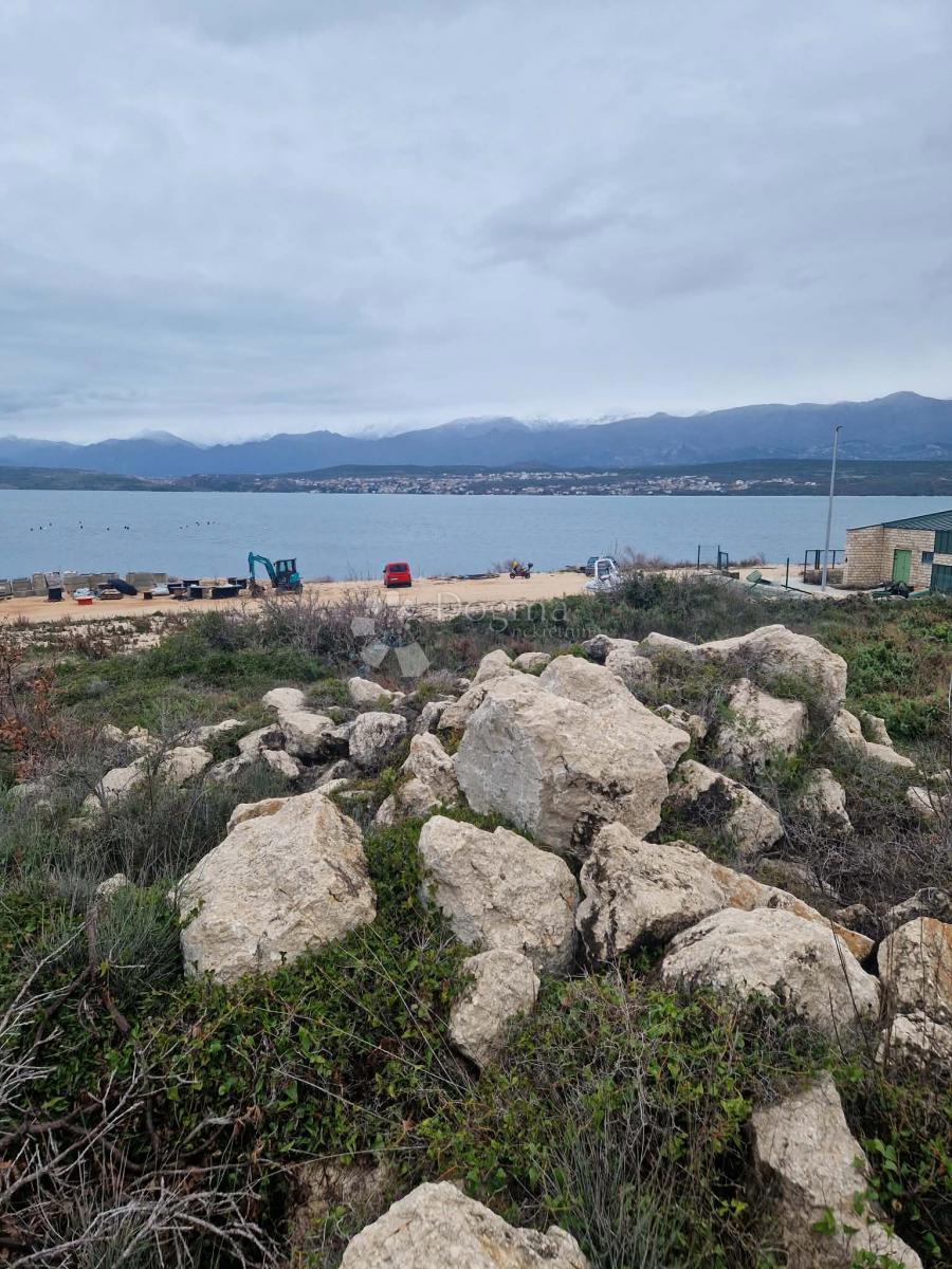 Zazidljivo zemljišče Novigrad, 2.376m2