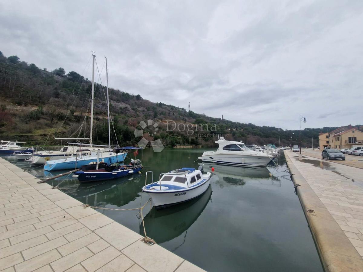 Zazidljivo zemljišče Novigrad, 2.376m2