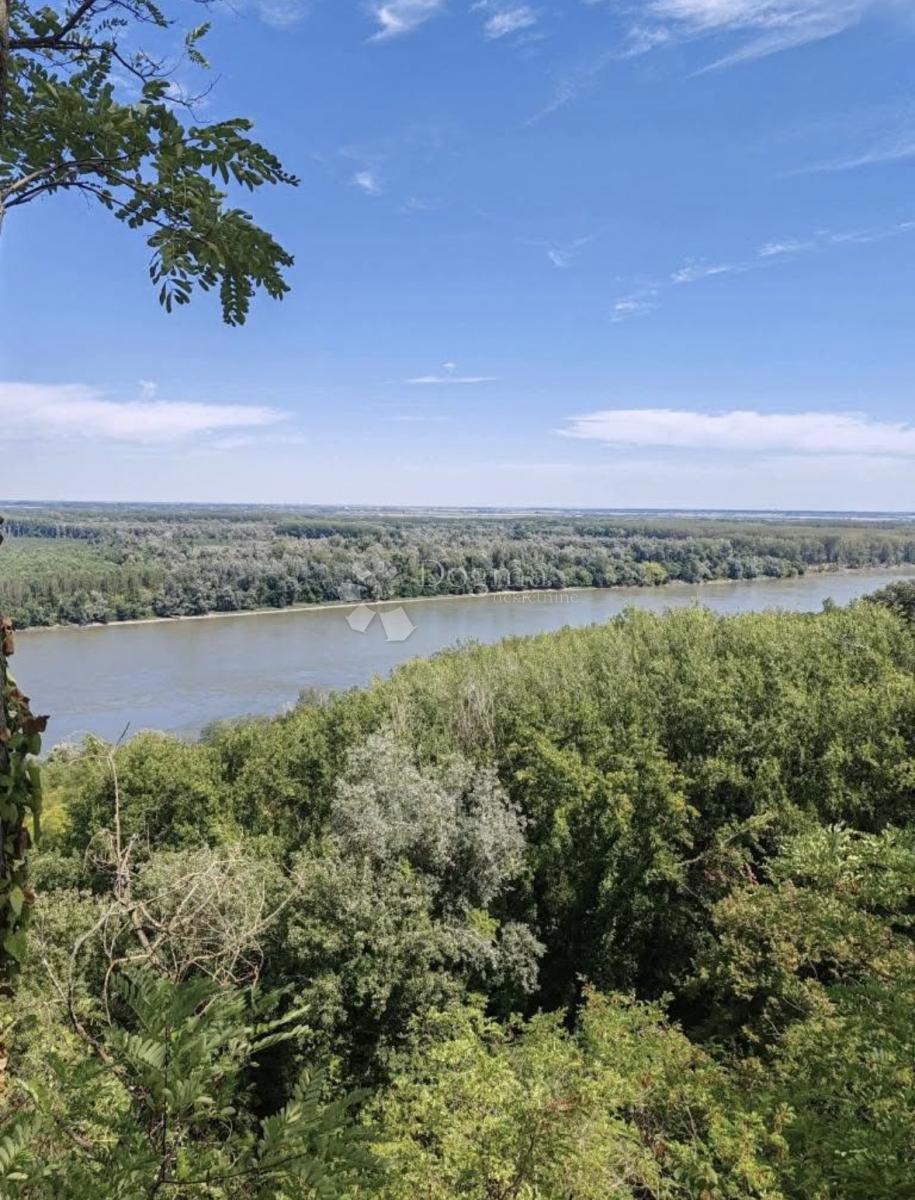 Hiša Dalj, Erdut, 264m2