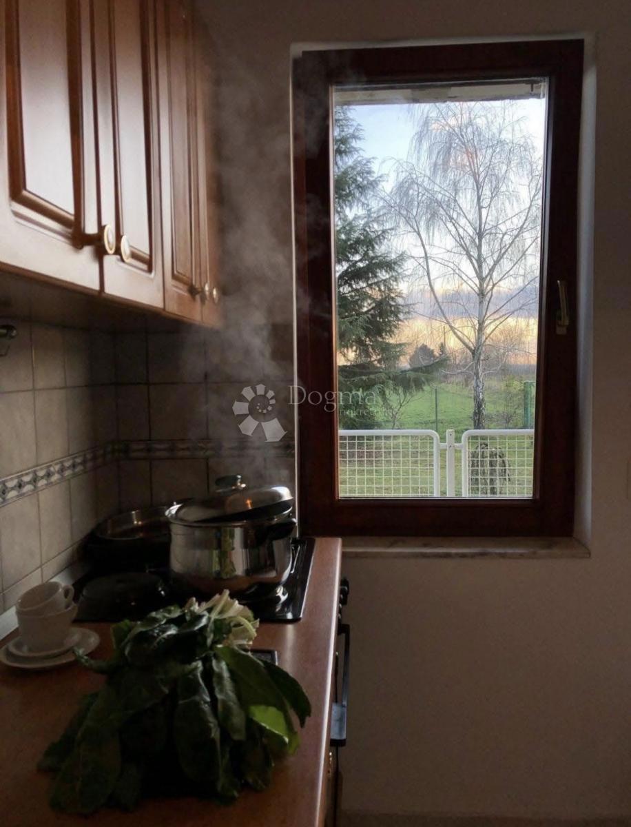 Hiša Dalj, Erdut, 264m2