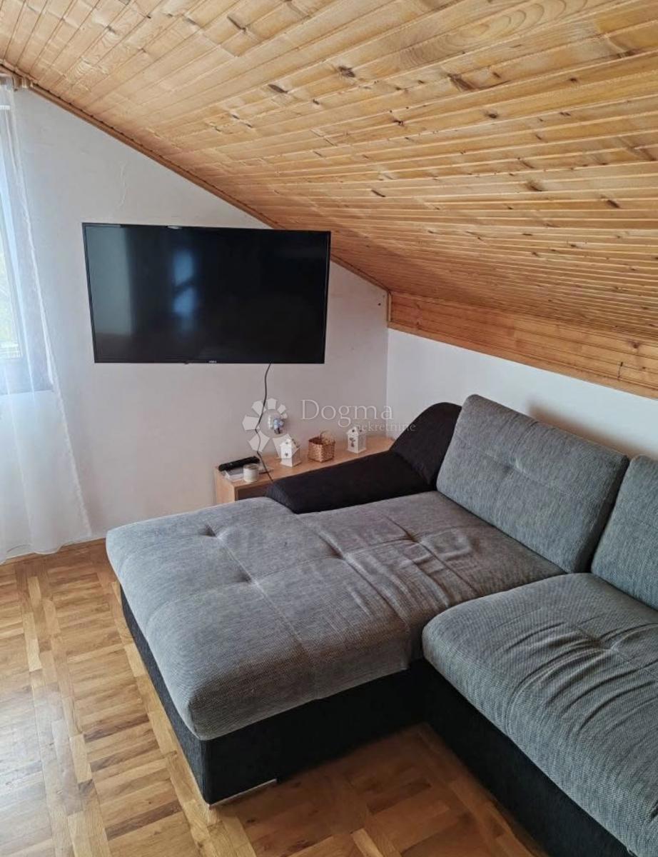 Hiša Dalj, Erdut, 264m2