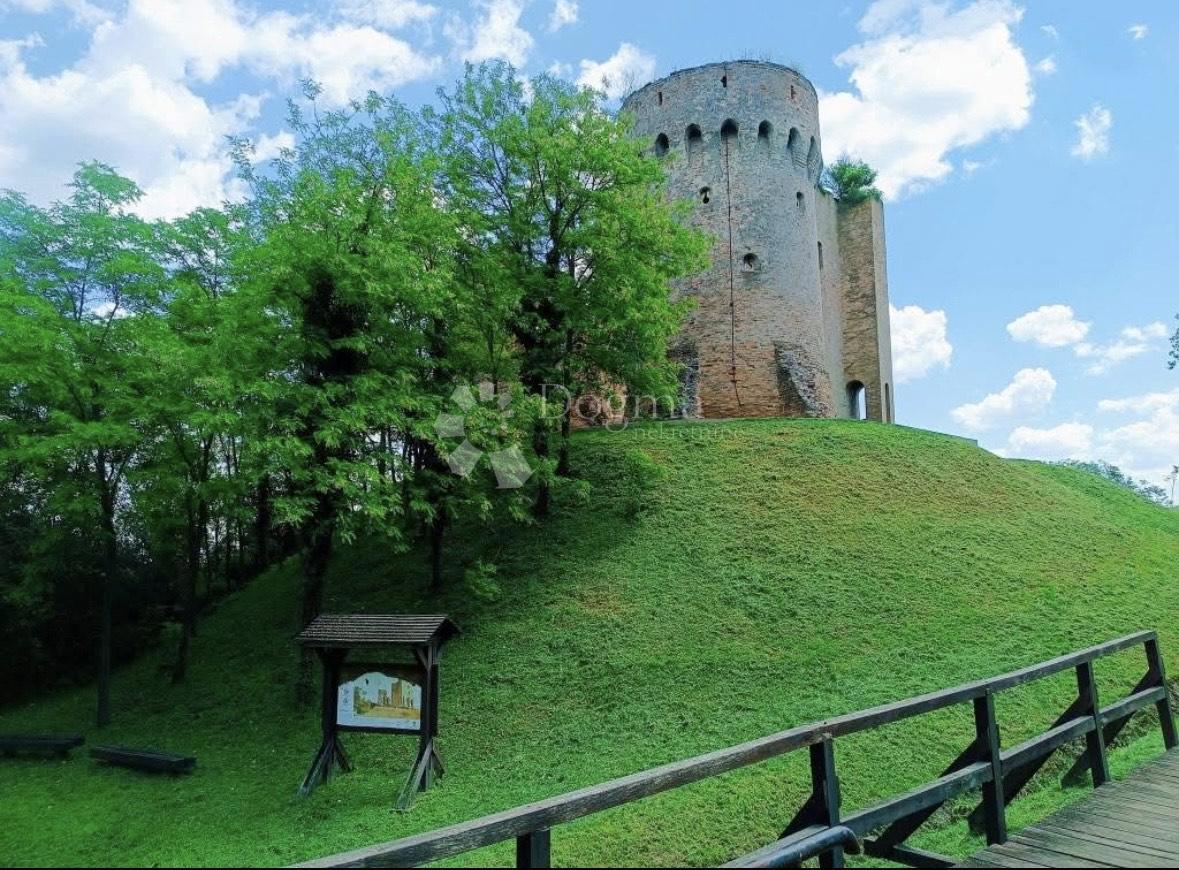 Hiša Dalj, Erdut, 264m2