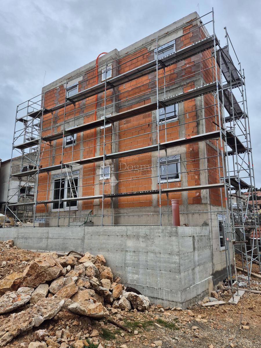 Stanovanje Meterize, Šibenik, 63,83m2