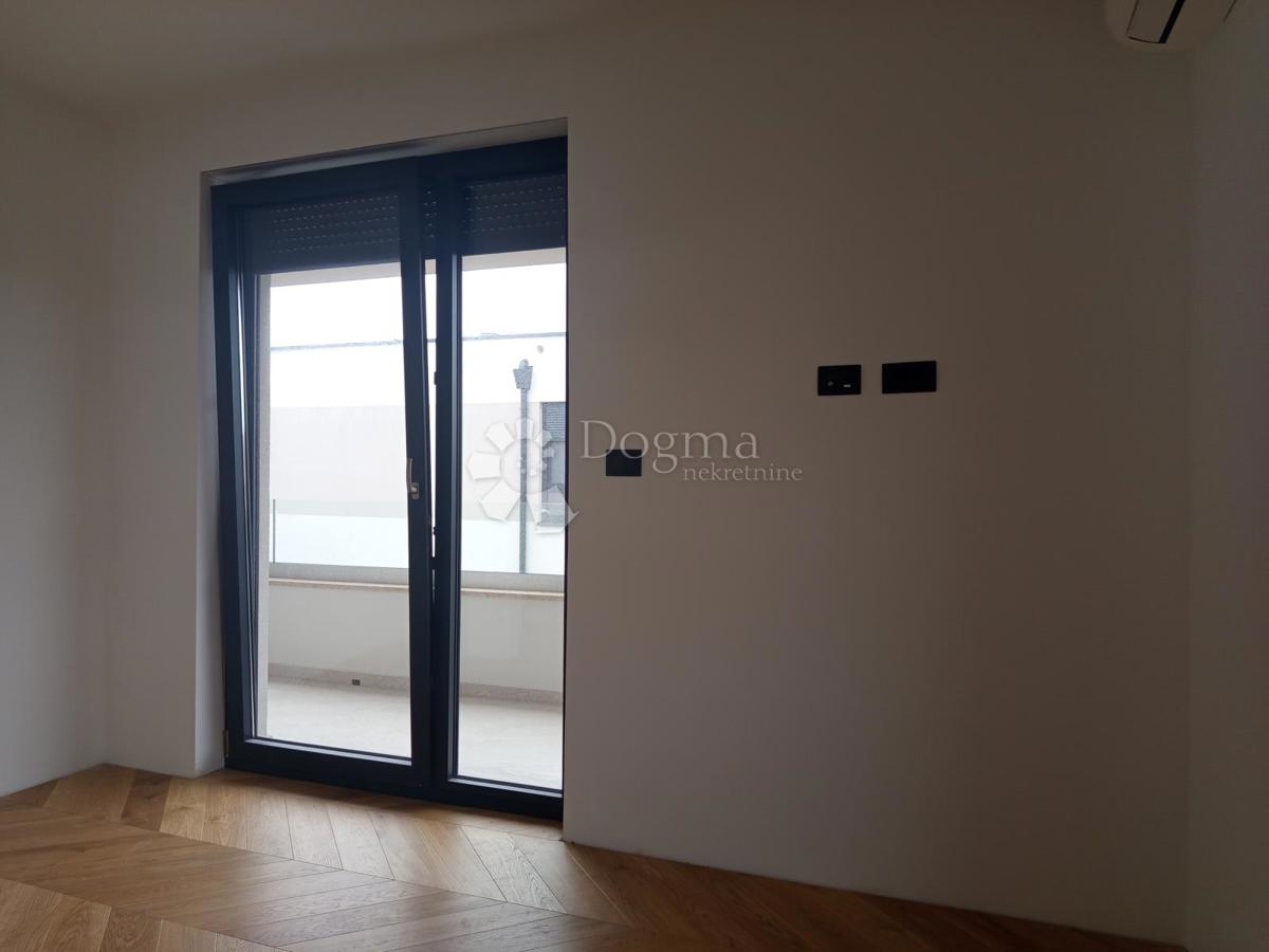 Stanovanje Valdebek, Pula, 57m2