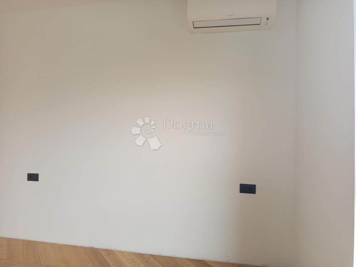 Stanovanje Valdebek, Pula, 57m2