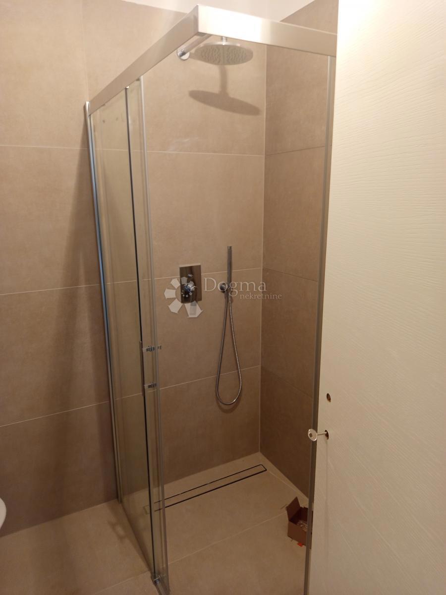 Stanovanje Valdebek, Pula, 57m2