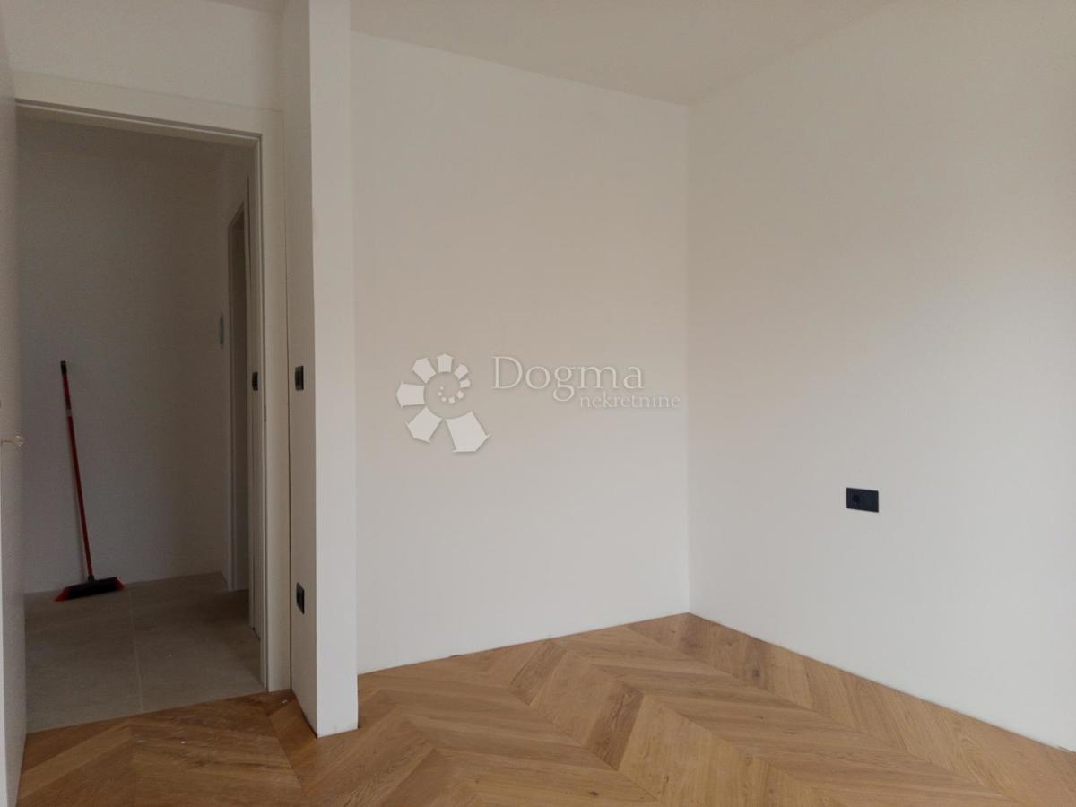 Stanovanje Valdebek, Pula, 57m2