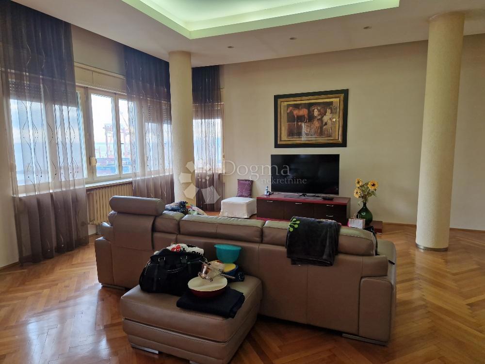 Stanovanje Pećine, Rijeka, 150m2