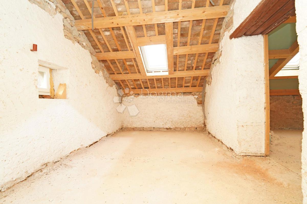 Stanovanje Sveti Lovreč, 160m2