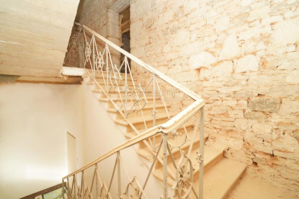 Stanovanje Sveti Lovreč, 160m2