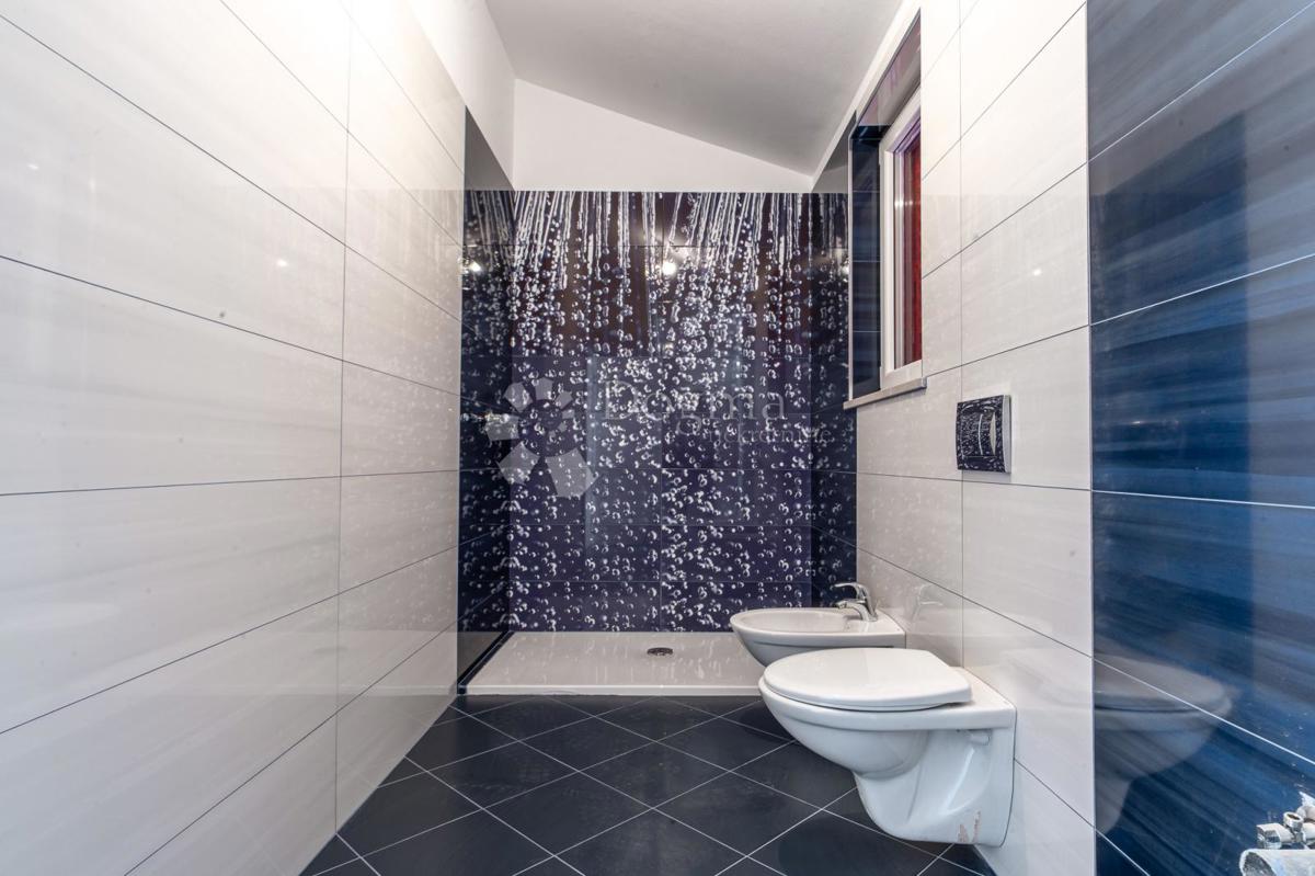 Hiša Bregi, Matulji, 159,96m2