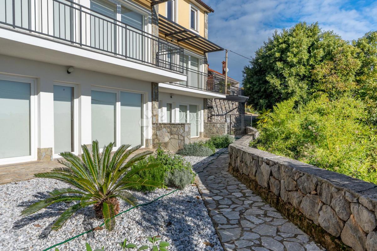 Hiša Bregi, Matulji, 159,96m2