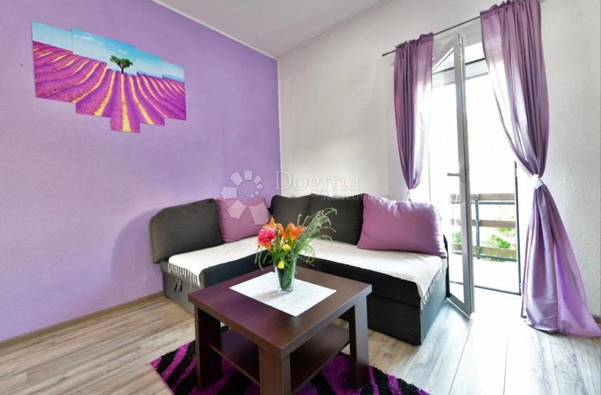 Hiša Lipovac, Rakovica, 350m2