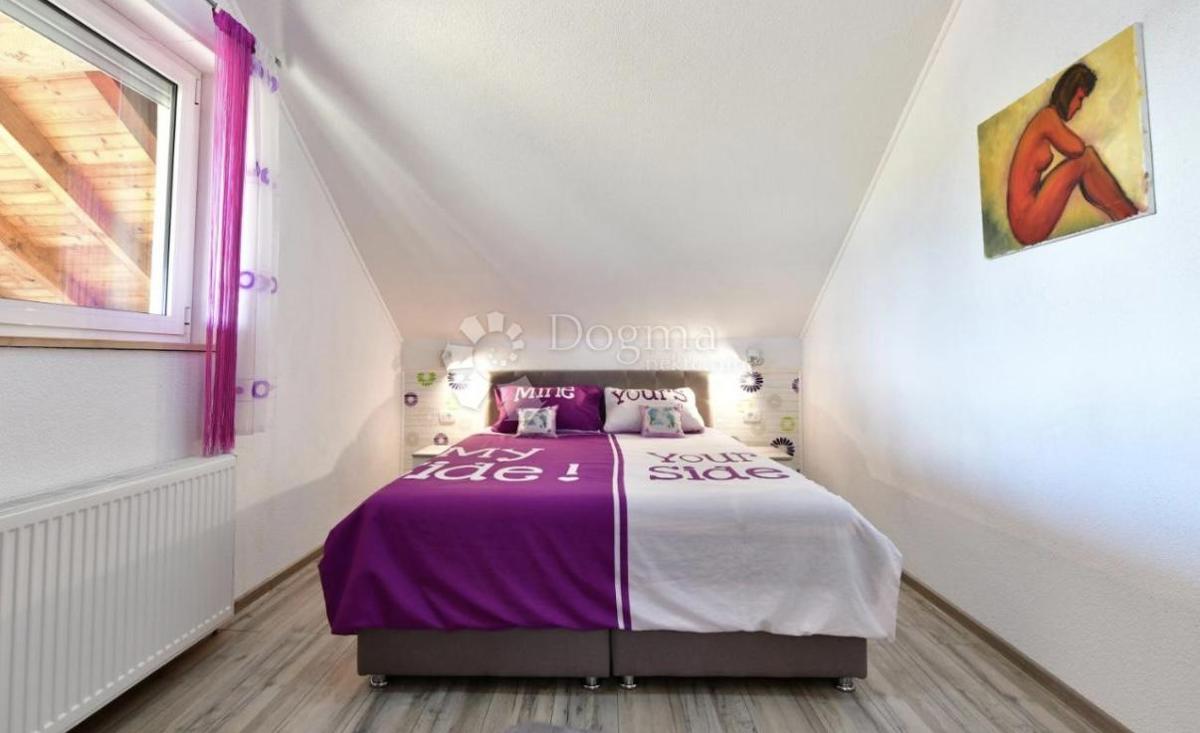 Hiša Lipovac, Rakovica, 350m2