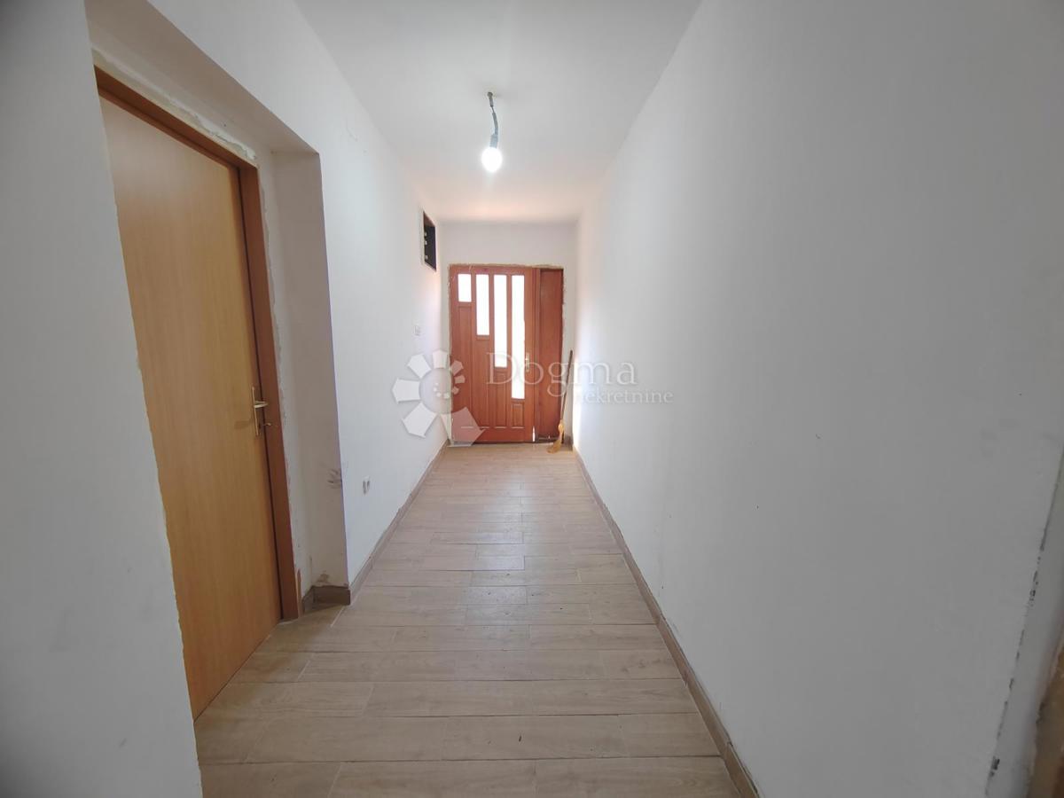 Hiša Bedekovčina, 90m2