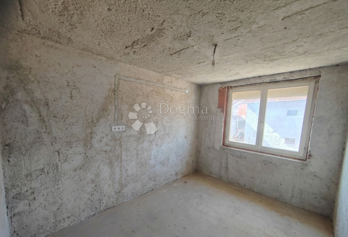 Hiša Bedekovčina, 90m2