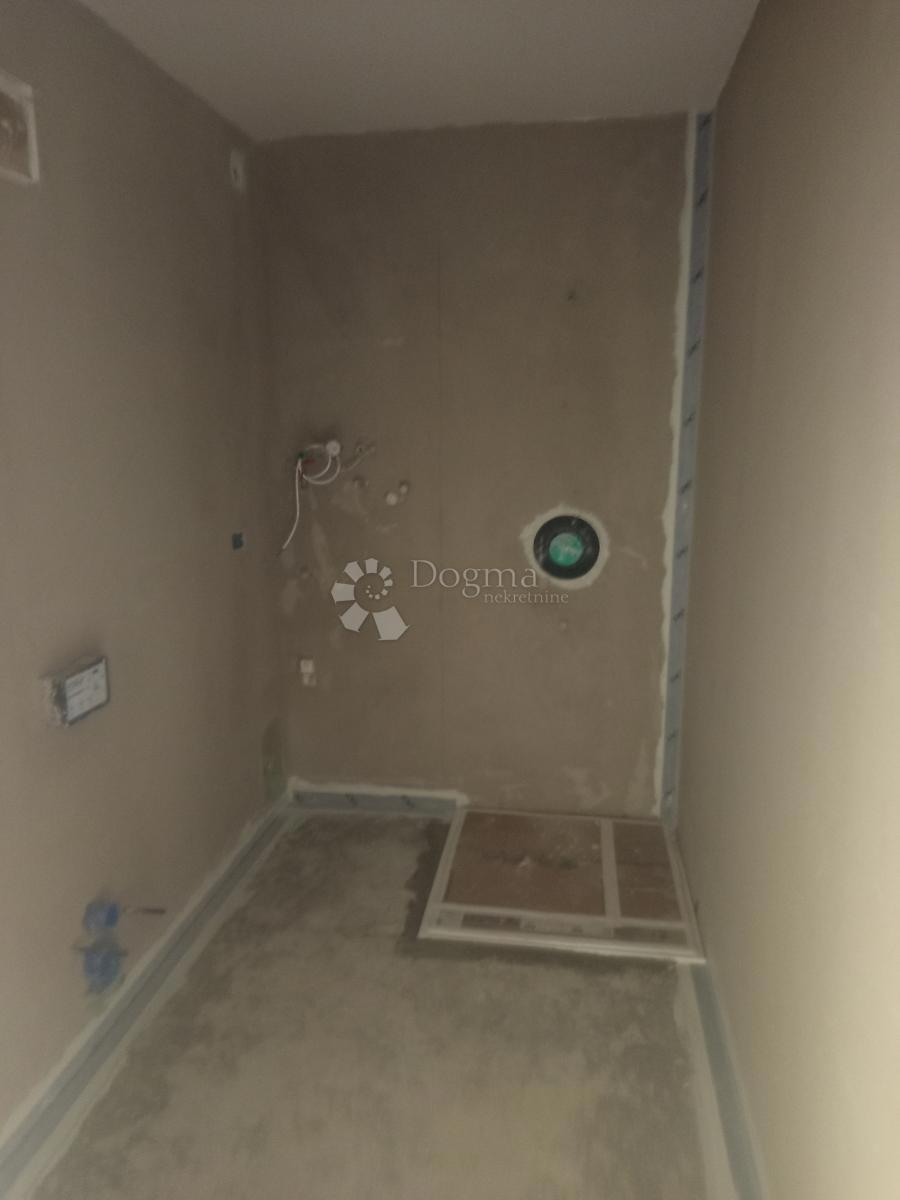 Stanovanje Valdebek, Pula, 93,66m2