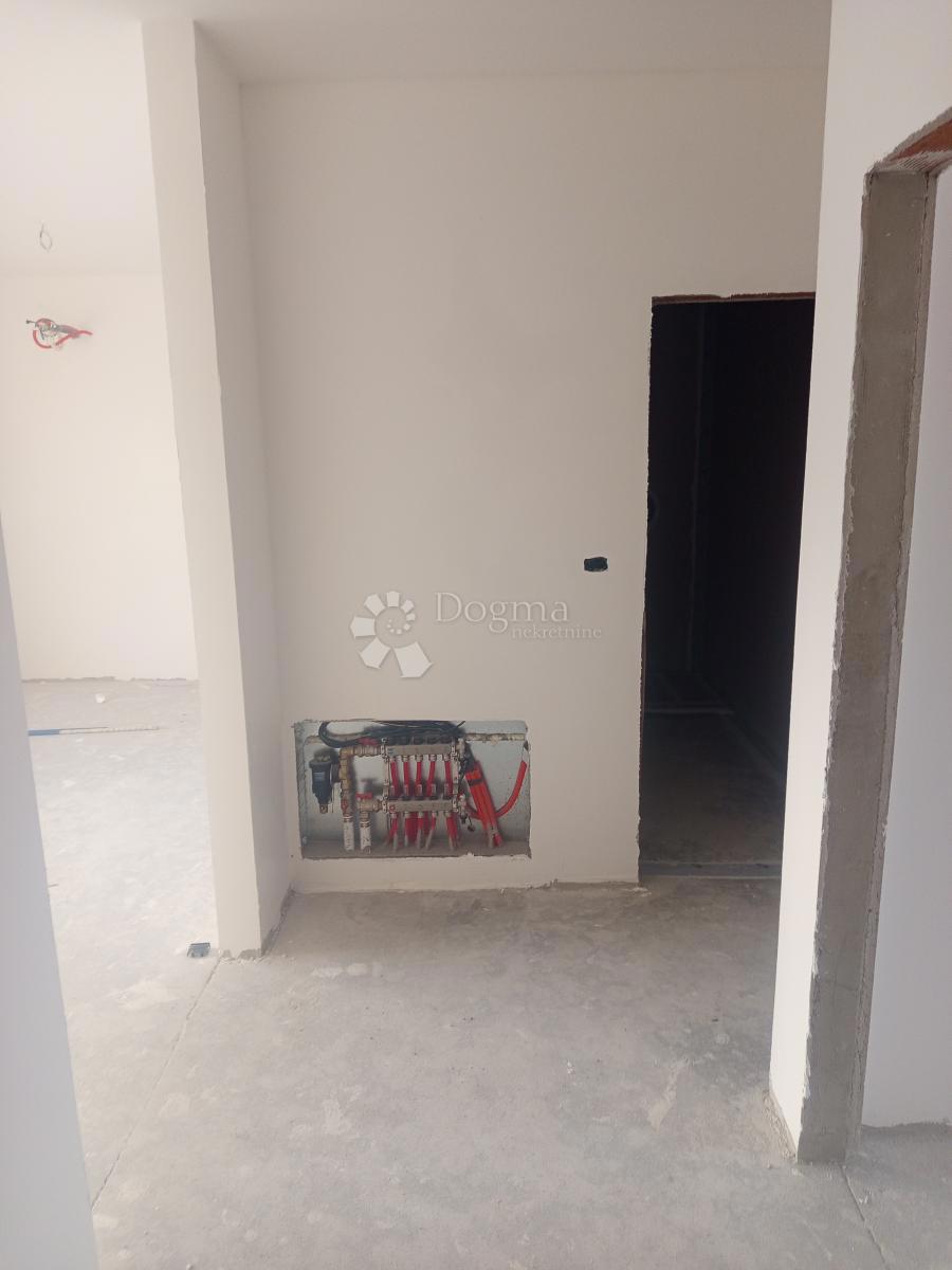 Stanovanje Valdebek, Pula, 93,66m2