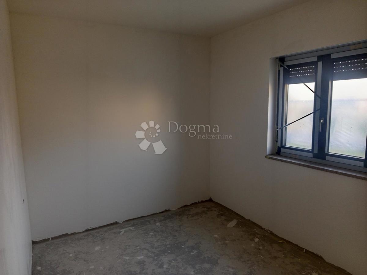 Stanovanje Valdebek, Pula, 93,66m2