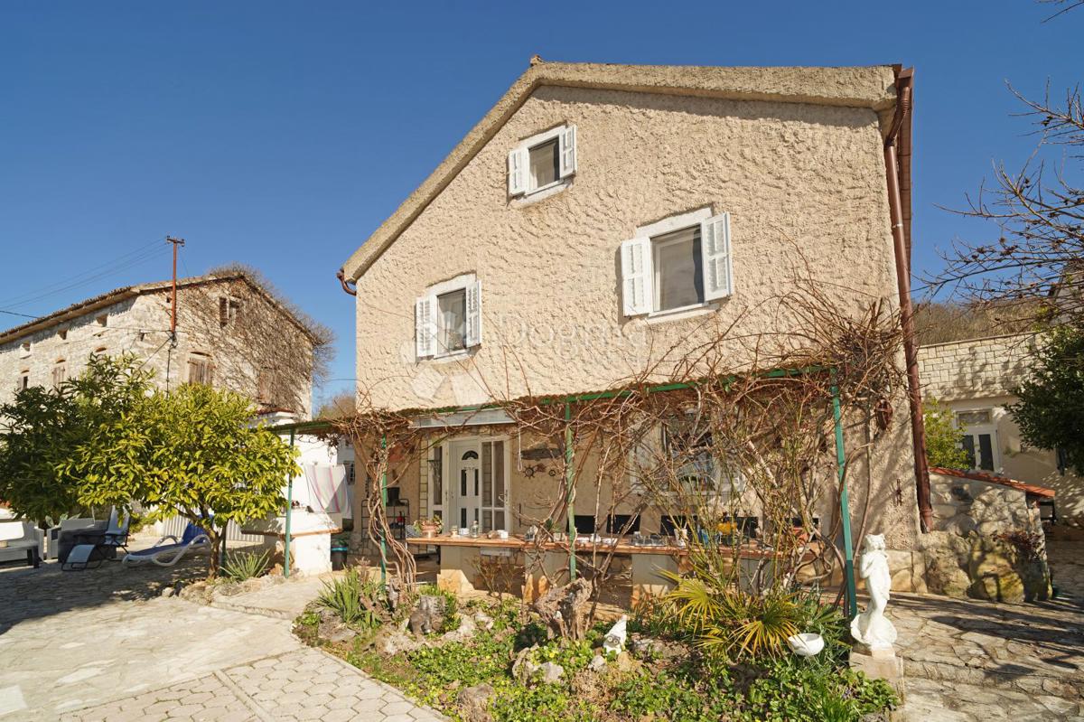 Hiša Tar, Tar-Vabriga, 300m2