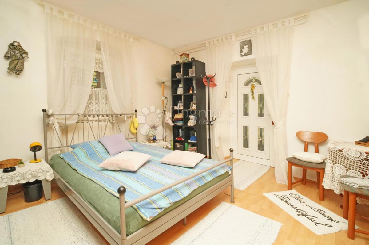 Hiša Tar, Tar-Vabriga, 300m2