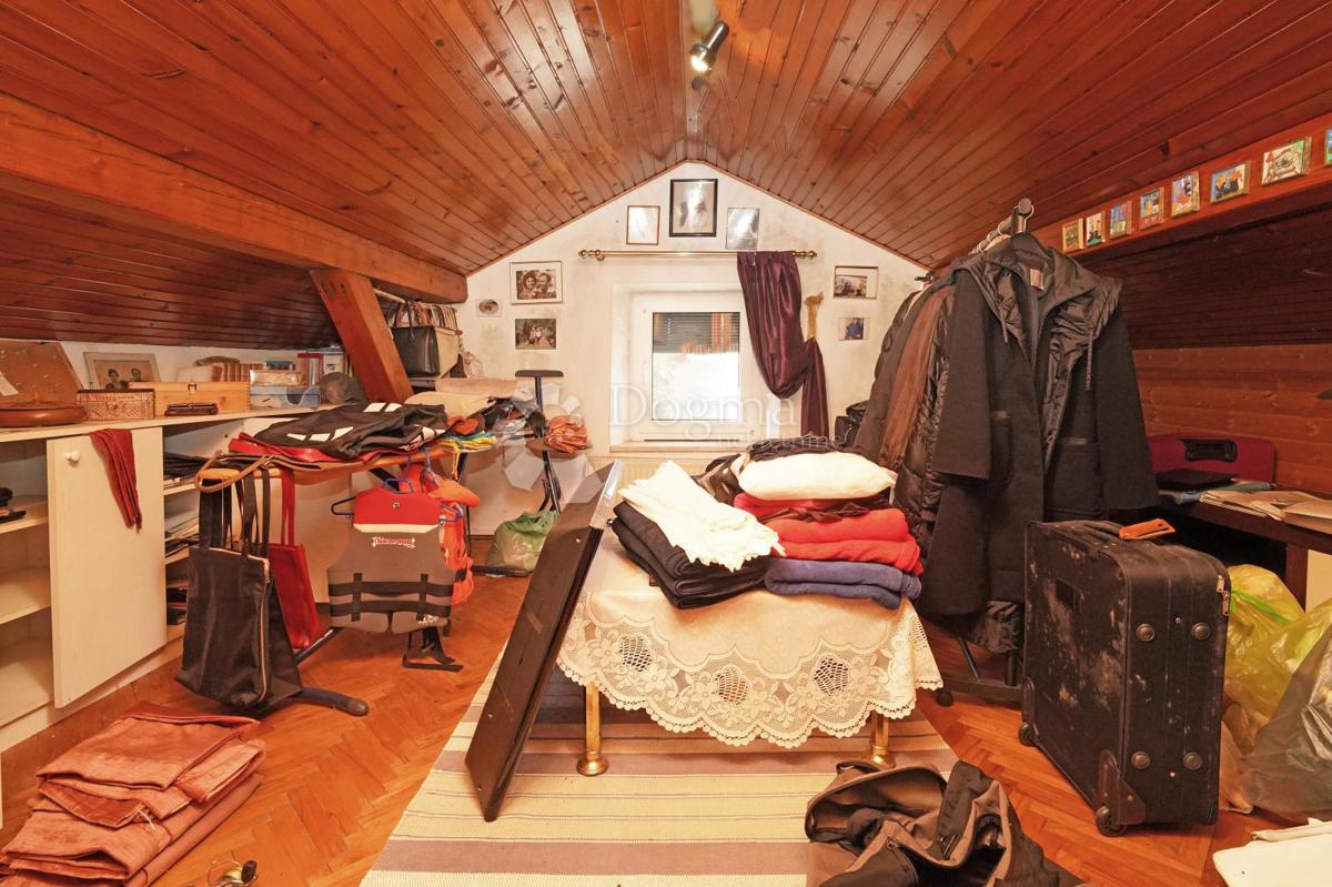 Hiša Tar, Tar-Vabriga, 300m2