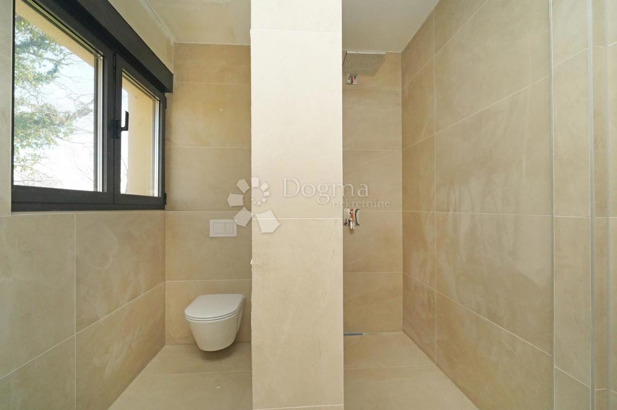 Hiša Perci, Poreč, 300m2