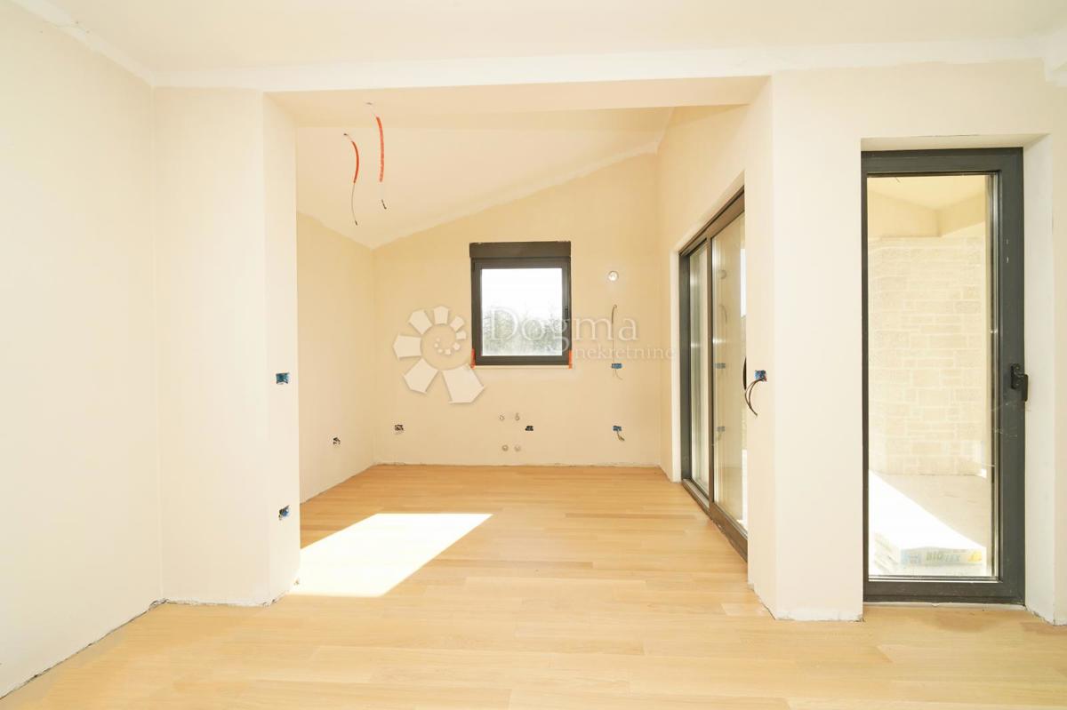 Hiša Perci, Poreč, 300m2