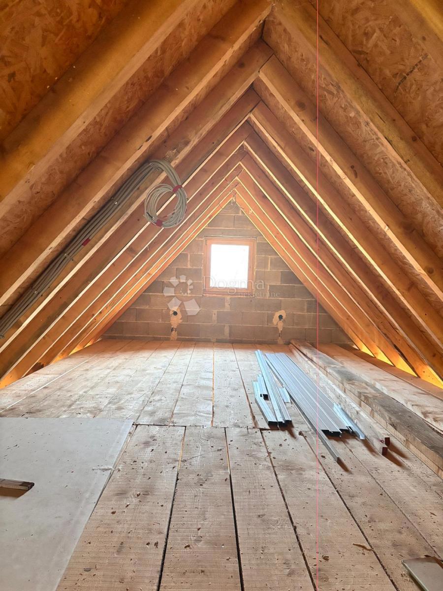 Hiša Bedekovčina, 102m2