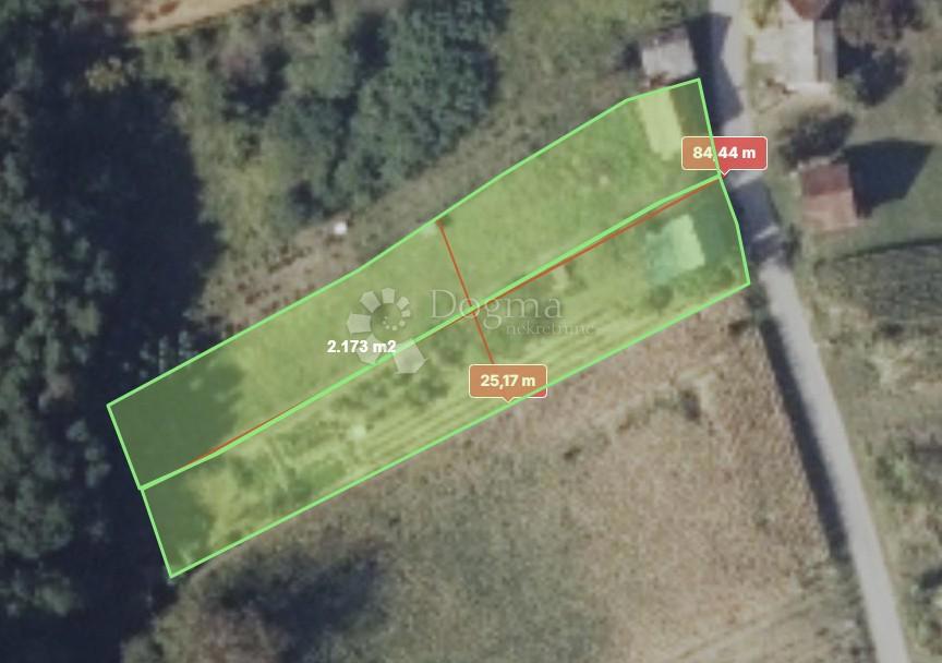 Hiša Kobasičari, Kapela, 124m2