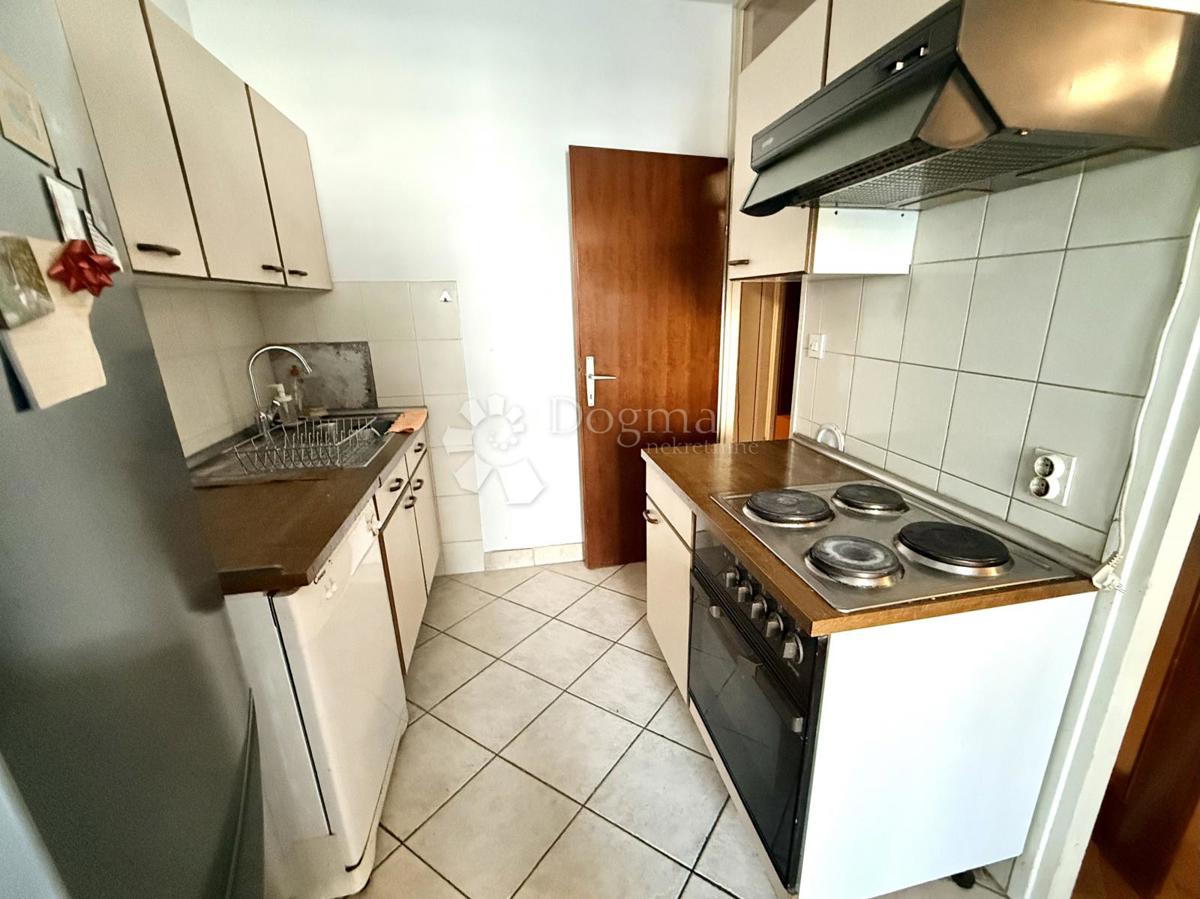 Stanovanje Prečko, Trešnjevka - Jug, 43m2