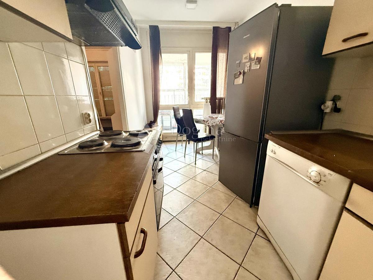 Stanovanje Prečko, Trešnjevka - Jug, 43m2