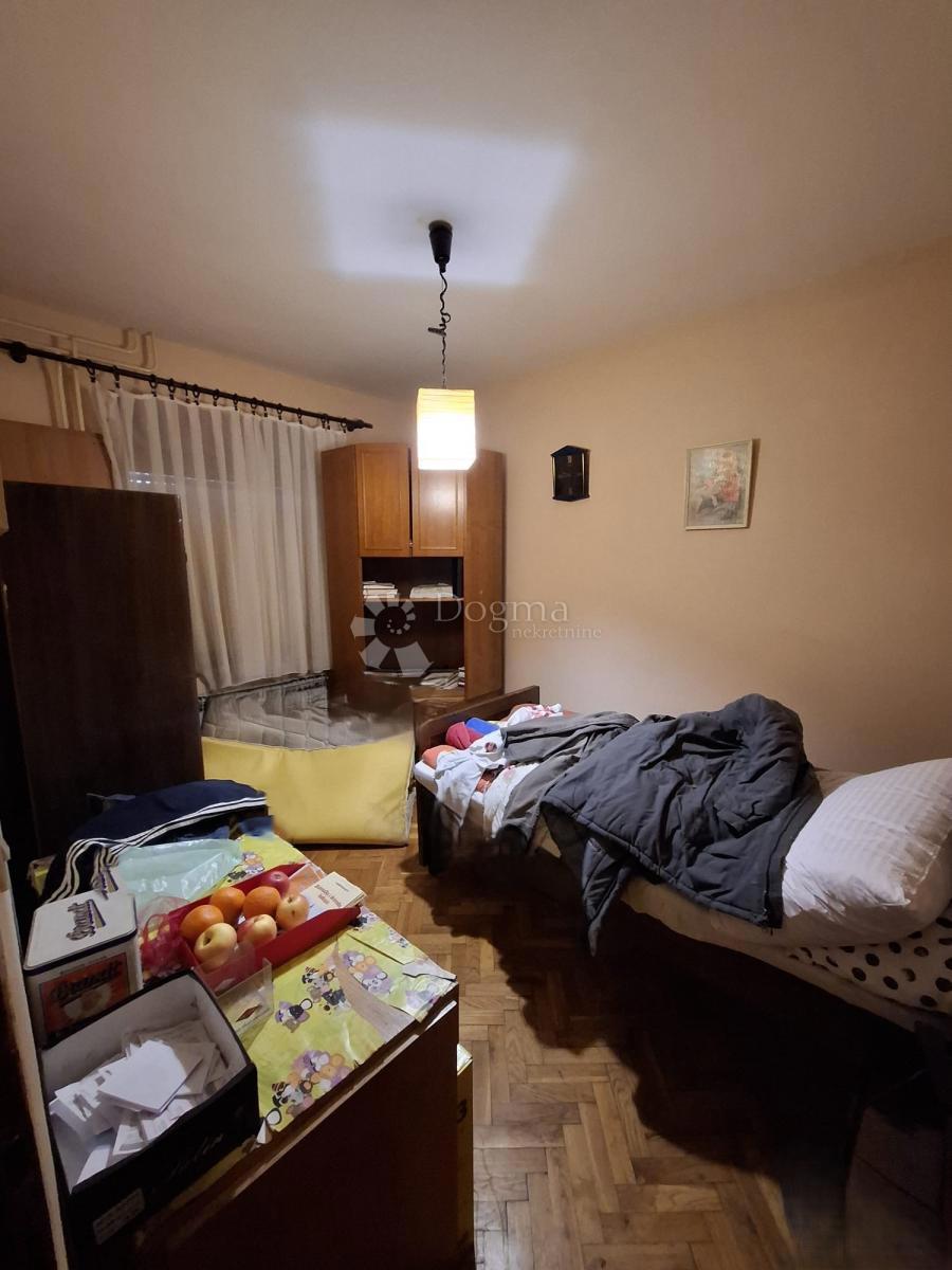 Hiša Bizovac, 226m2