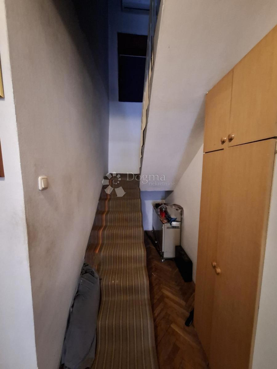 Hiša Bizovac, 226m2