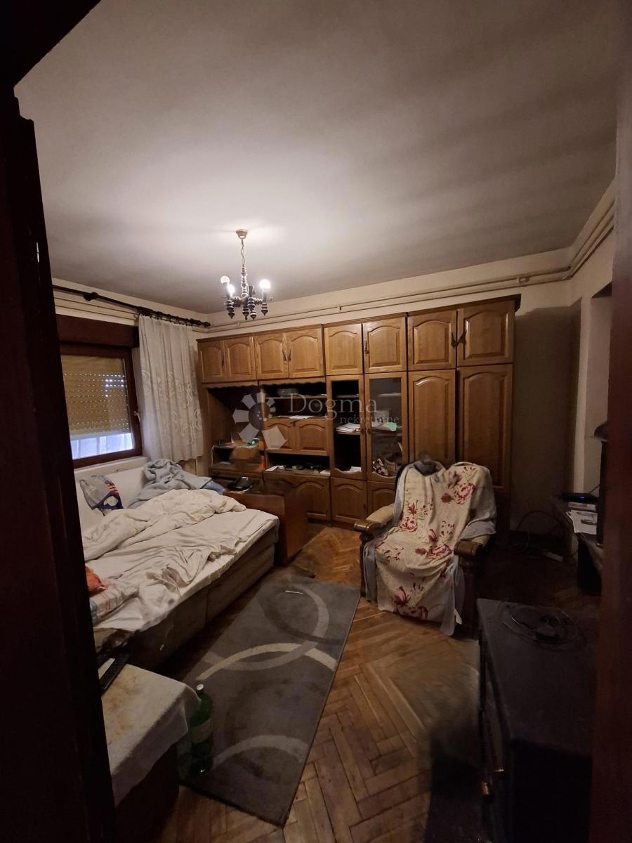 Hiša Bizovac, 226m2