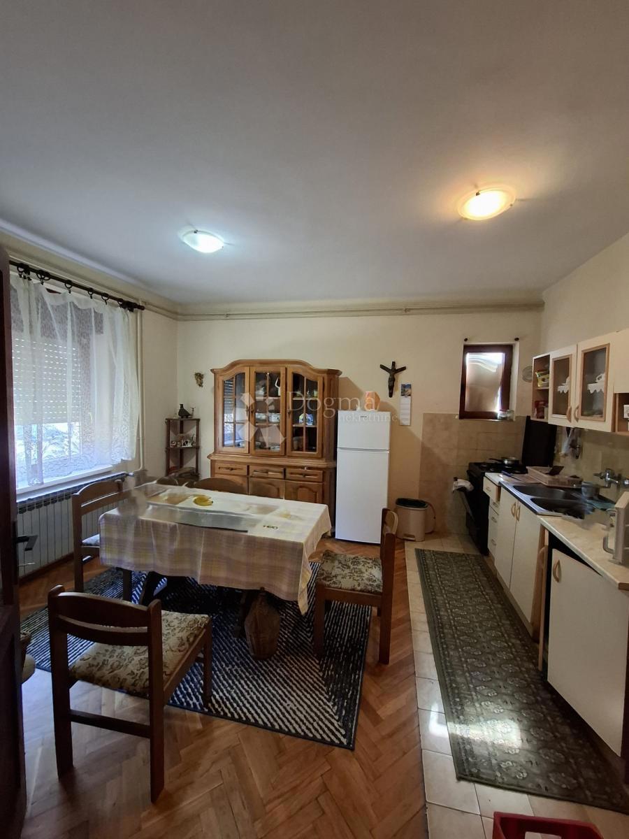 Hiša Bizovac, 226m2