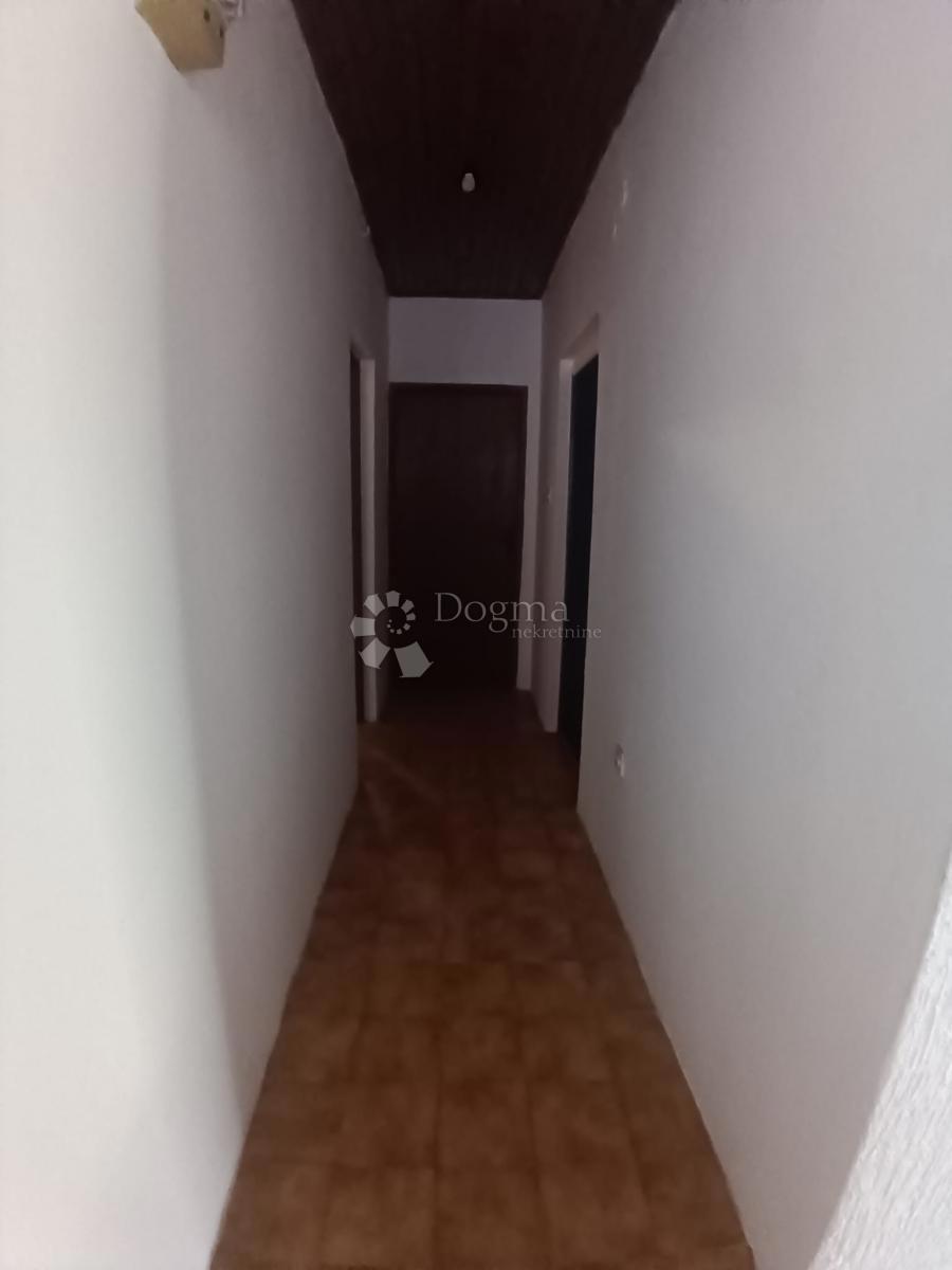 Hiša Novi Senkovac, Slatina, 220m2