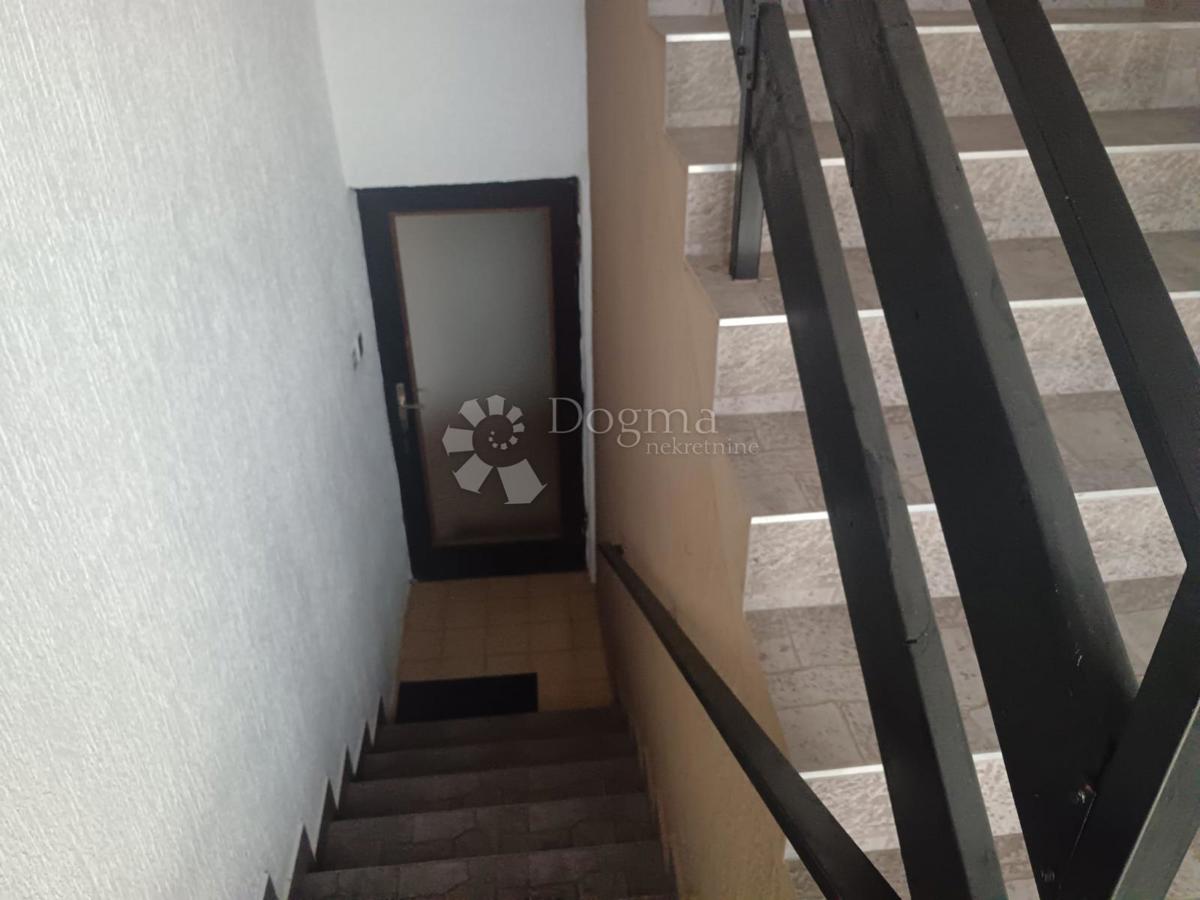 Hiša Novi Senkovac, Slatina, 220m2