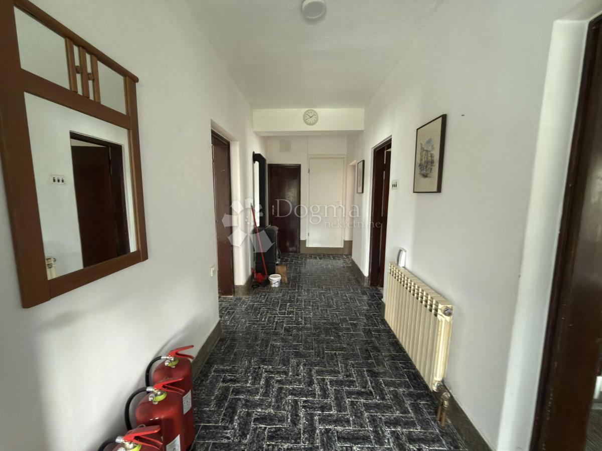 Hiša Belovar, Sesvete, 220m2