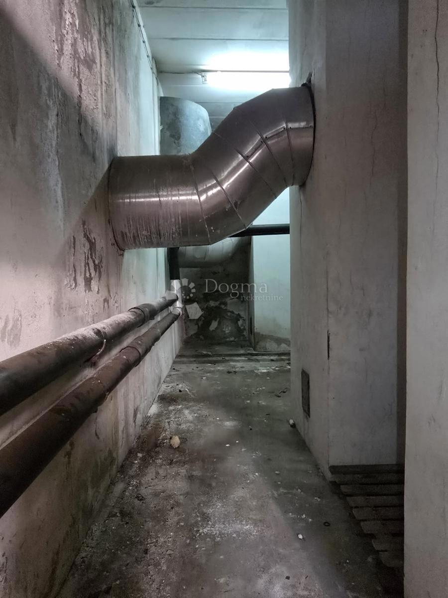 Poslovni prostor Centar, Varaždin, 225,10m2