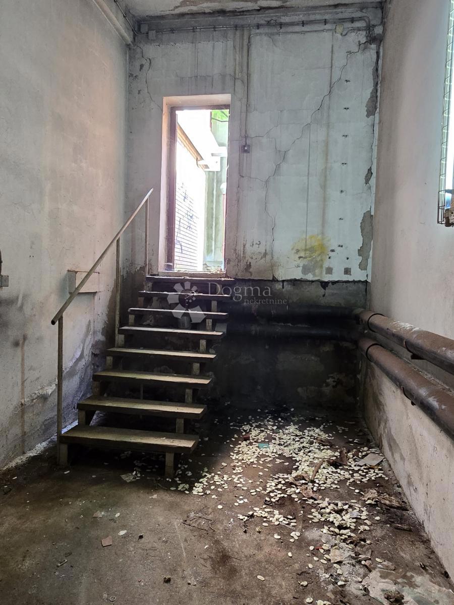 Poslovni prostor Centar, Varaždin, 225,10m2