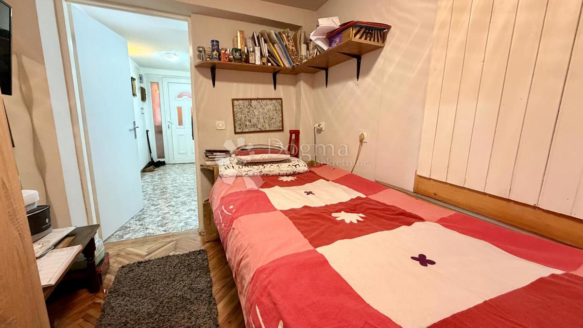 Hiša Petruševec, Peščenica - Žitnjak, 192m2