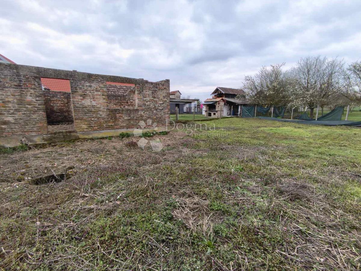 Hiša Bršadin, Trpinja, 70m2