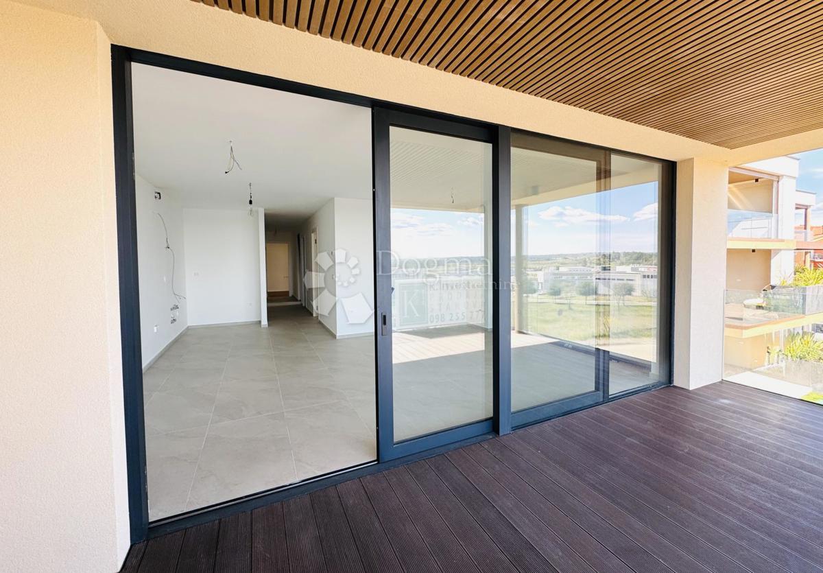 Stanovanje Novigrad, 134,99m2